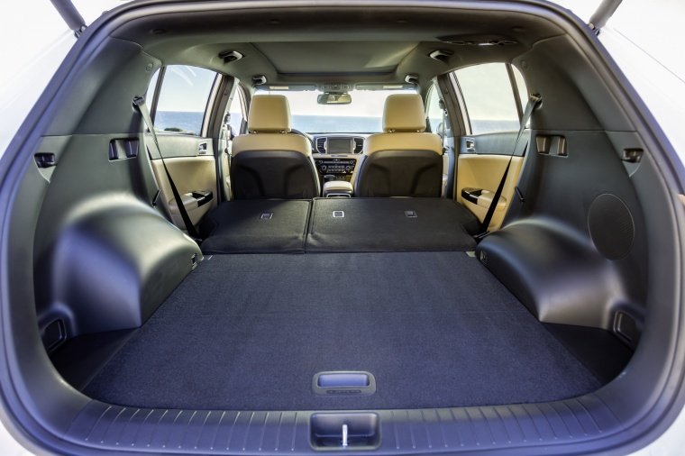 2018 Kia Sportage SX Turbo Trunk Picture