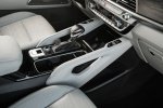 Picture of 2020 Kia Telluride AWD Center Console