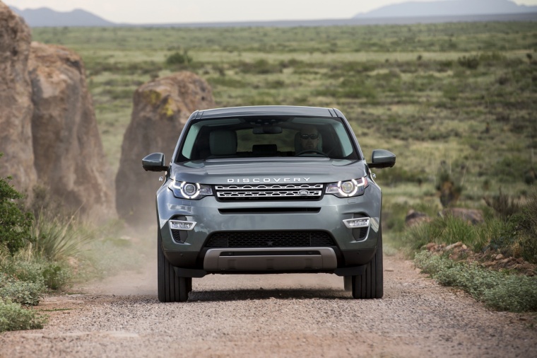 2017 Land Rover Discovery Sport HSE Luxury Picture