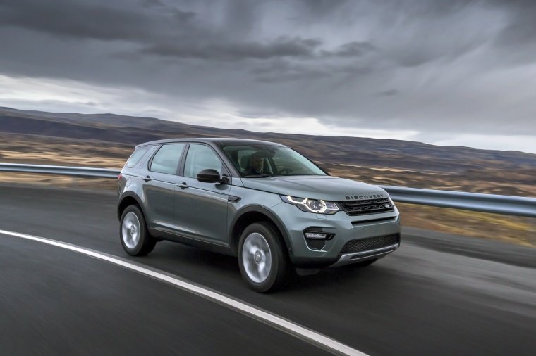 2018 Land Rover Discovery Sport HSE Luxury Picture