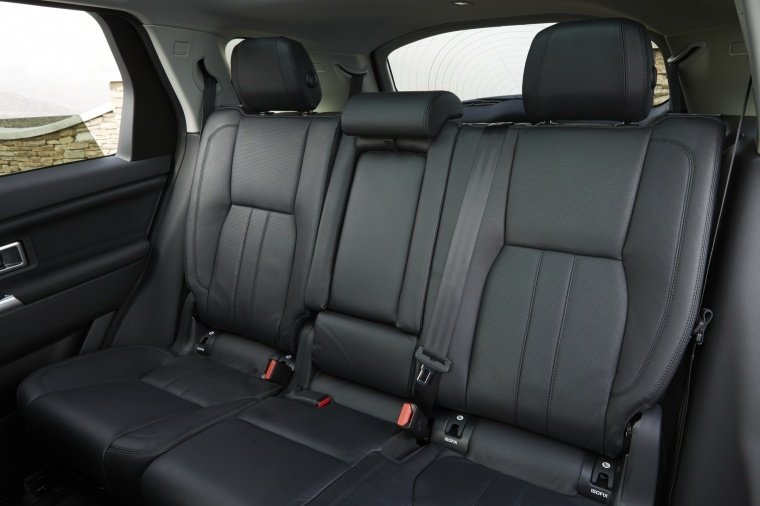 2018 Land Rover Discovery Sport HSE Luxury Rear Seats Picture