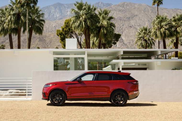 2018 Land Rover Range Rover Velar P250 SE R-Dynamic Picture