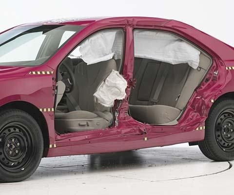 2012 Lexus ES 350 IIHS Side Impact Crash Test Picture
