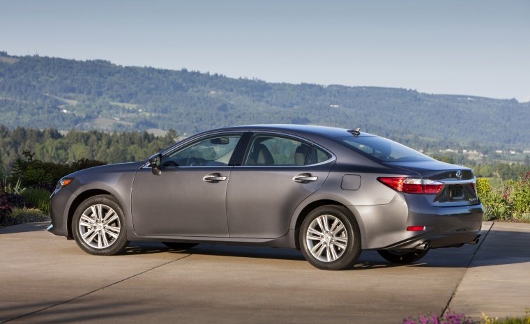 2013 Lexus ES 350 Sedan Picture
