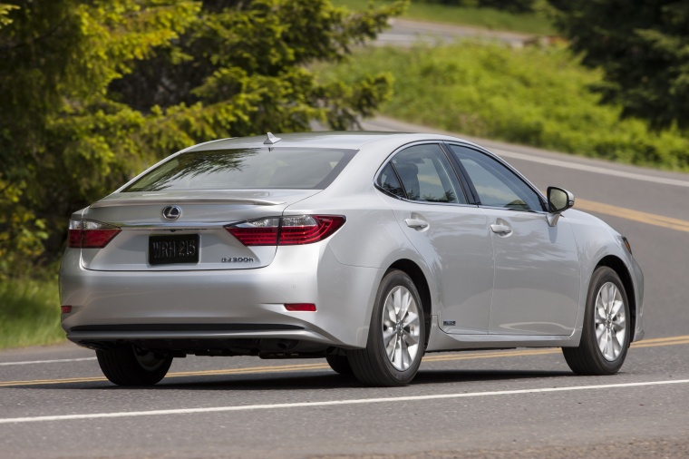 2013 Lexus ES 300h Hybrid Sedan Picture