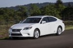Picture of 2013 Lexus ES 300h Hybrid Sedan in Starfire Pearl