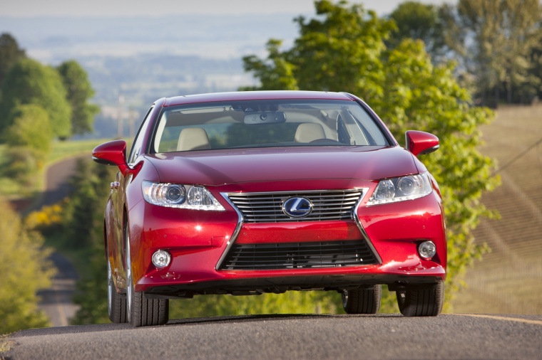 2014 Lexus ES 300h Hybrid Sedan Picture