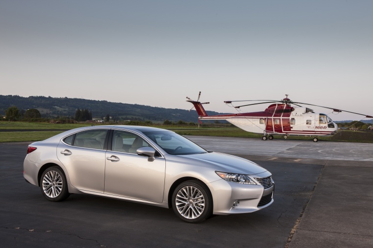 2014 Lexus ES 350 Sedan Picture