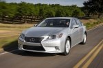 Picture of 2014 Lexus ES 300h Hybrid Sedan in Silver Lining Metallic
