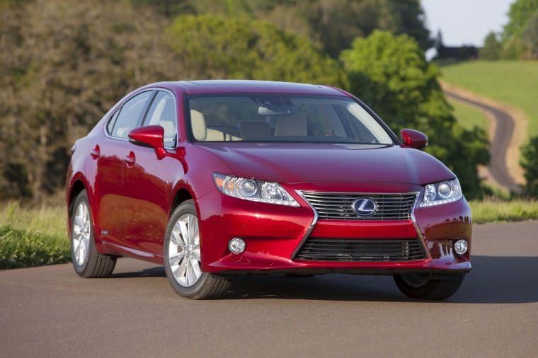 2015 Lexus ES 300h Hybrid Sedan Picture