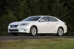 Picture of 2015 Lexus ES 300h Hybrid Sedan in Starfire Pearl