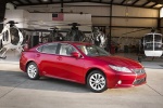 Picture of 2015 Lexus ES 300h Hybrid Sedan in Matador Red Mica