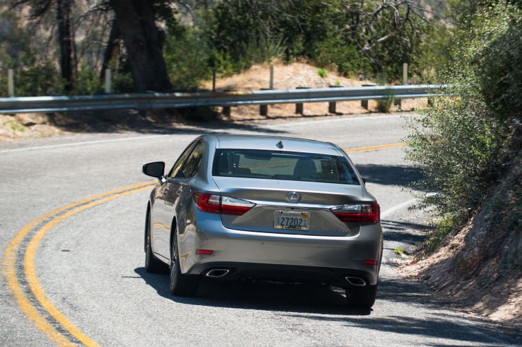 2017 Lexus ES 350 Sedan Picture