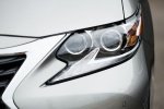 Picture of 2018 Lexus ES 350 Sedan Headlight