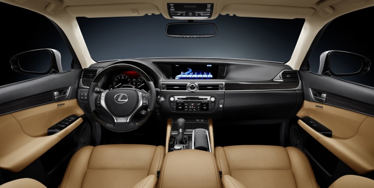 2015 Lexus GS 350 Sedan Cockpit Picture