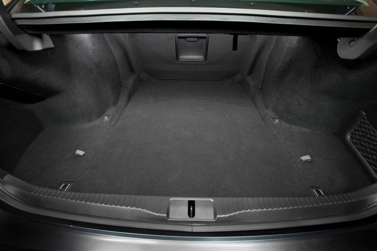 2015 Lexus GS 350 Sedan Trunk Picture