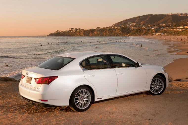 2015 Lexus GS 450h Hybrid Sedan Picture