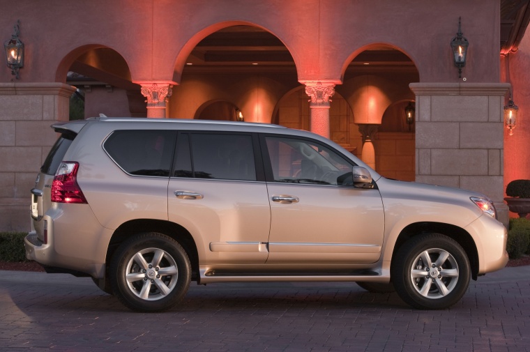 2010 Lexus GX460 Picture