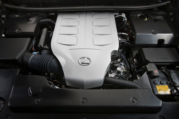 2010 Lexus GX460 4.6-liter V8 Engine Picture
