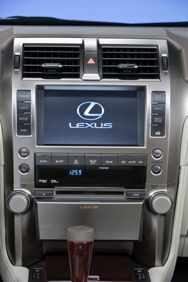 2010 Lexus GX460 Center Stack Picture