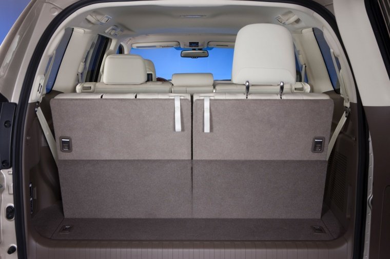 2012 Lexus GX460 Trunk Picture