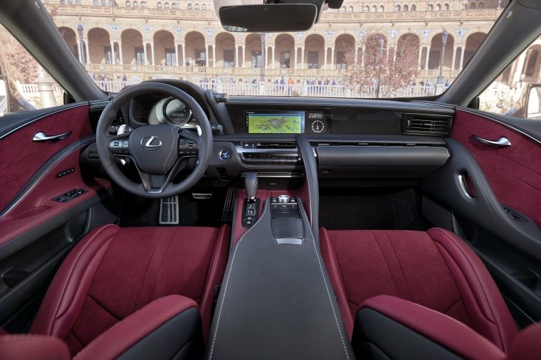 2018 Lexus LC 500h Coupe Cockpit Picture
