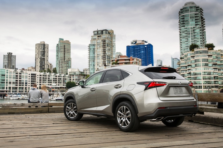 2015 Lexus NX200t Picture