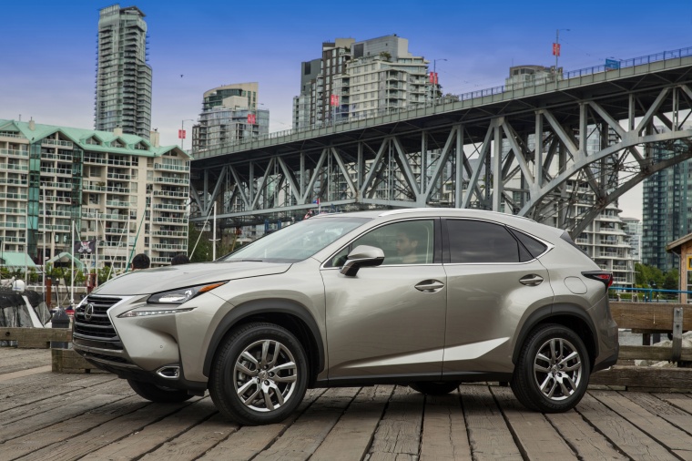 2016 Lexus NX200t Picture