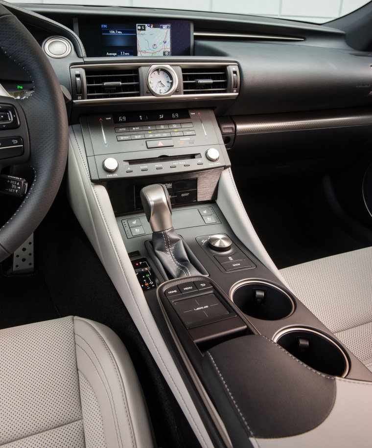 2015 Lexus RC350 F-Sport Center Console Picture