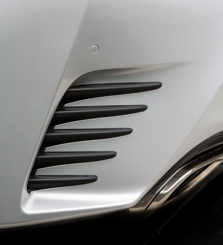 2018 Lexus RC350 F-Sport Rear Bumper Air Vent Picture