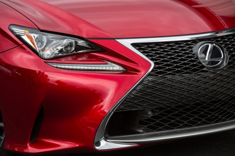 2018 Lexus RC350 F-Sport Headlight Picture