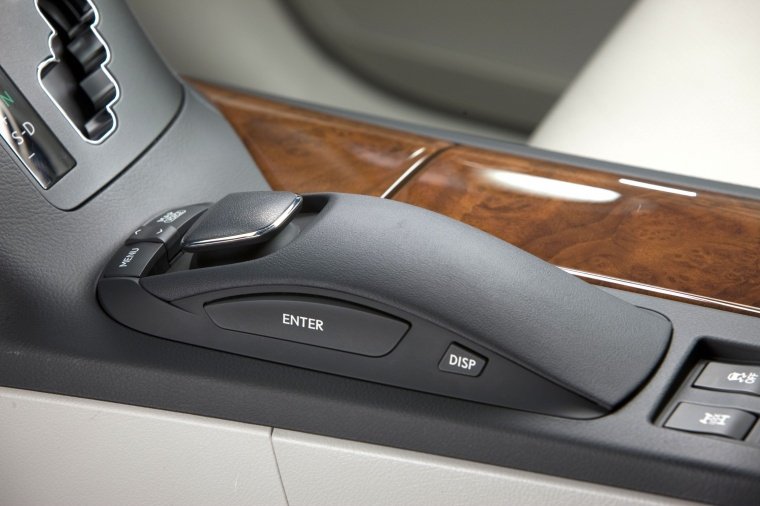 2012 Lexus RX350 Multimedia Controller Picture