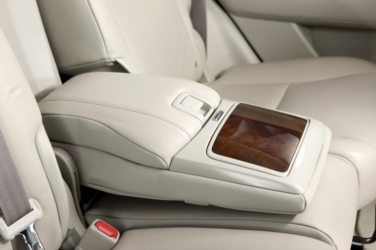 2012 Lexus RX350 Armrest Picture