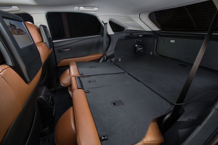 2013 Lexus RX350 Rear Seats Folded Picture