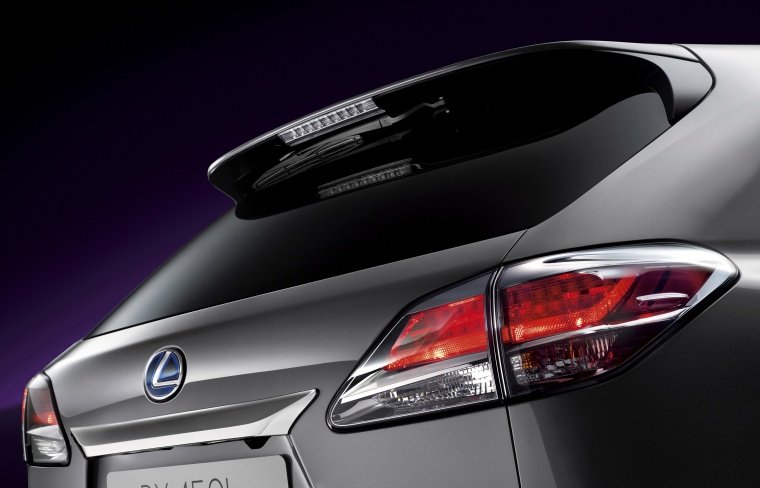 2015 Lexus RX450h Tail Light Picture