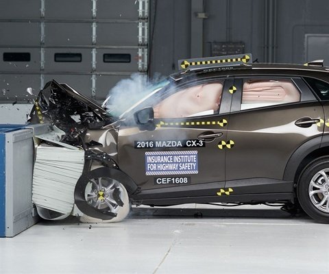 2017 Mazda CX-3 IIHS Frontal Impact Crash Test Picture