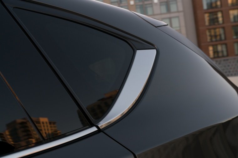 2017 Mazda CX-5 Rear Side Window Picture