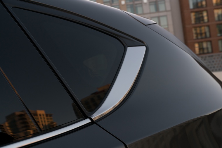 2018 Mazda CX-5 Rear Side Window Picture