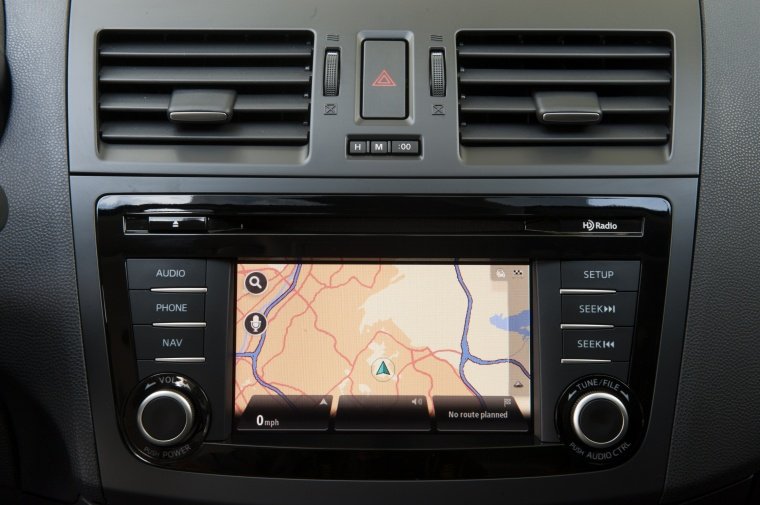 2013 Mazda 3i Sedan Navigation Screen Picture