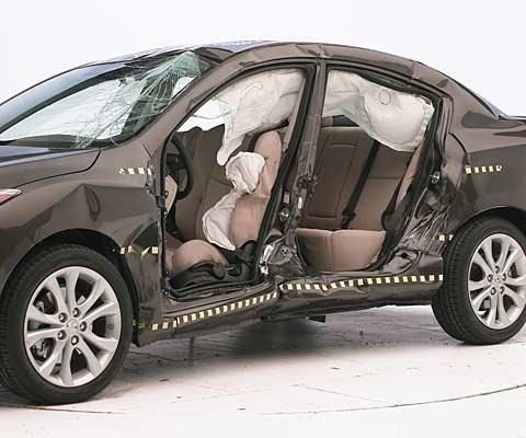 2013 Mazda Mazda3 Sedan IIHS Side Impact Crash Test Picture
