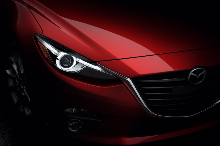 2015 Mazda Mazda3 Hatchback Headlight Picture