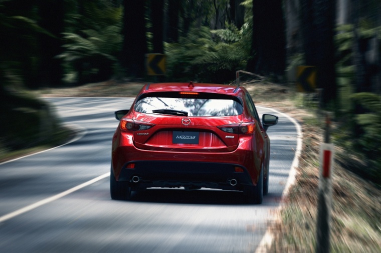 2016 Mazda Mazda3 Hatchback Picture