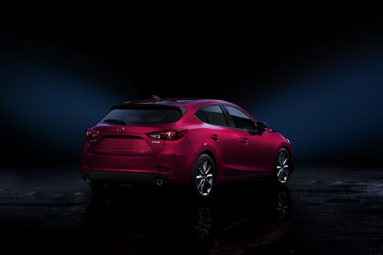 2017 Mazda Mazda3 Grand Touring 5-Door Hatchback Picture