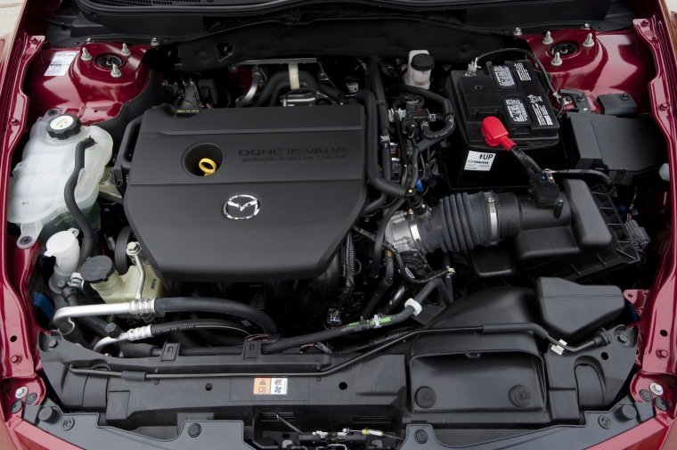 2013 Mazda 6i 2.5-liter 4-cylinder Engine Picture