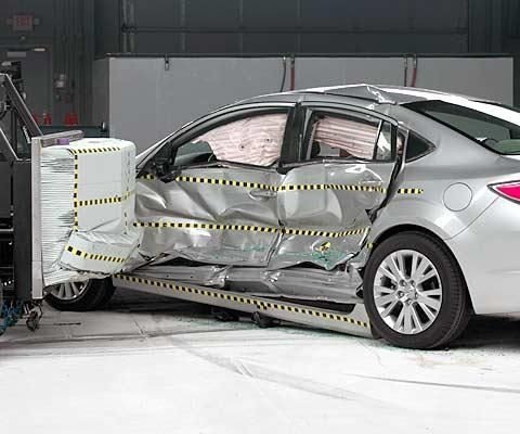 2013 Mazda Mazda6 IIHS Side Impact Crash Test Picture