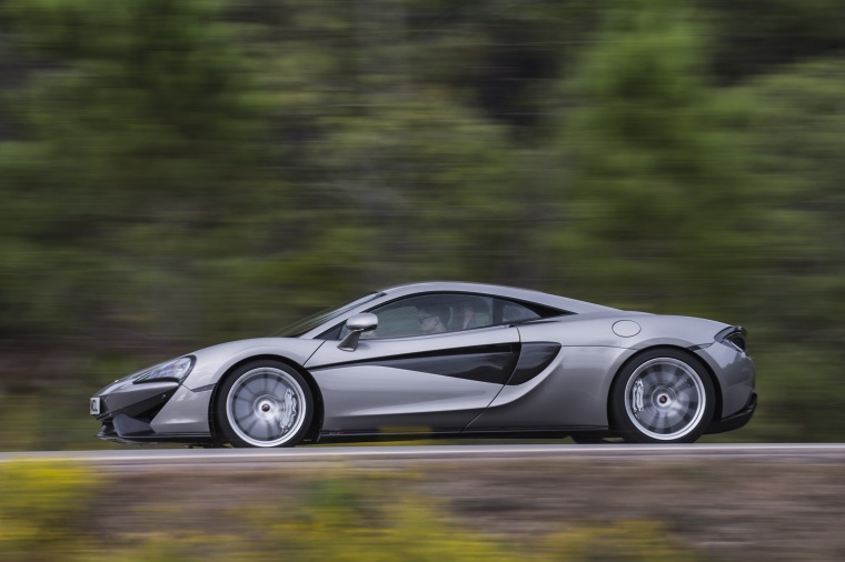 2016 McLaren 570S Coupe Picture