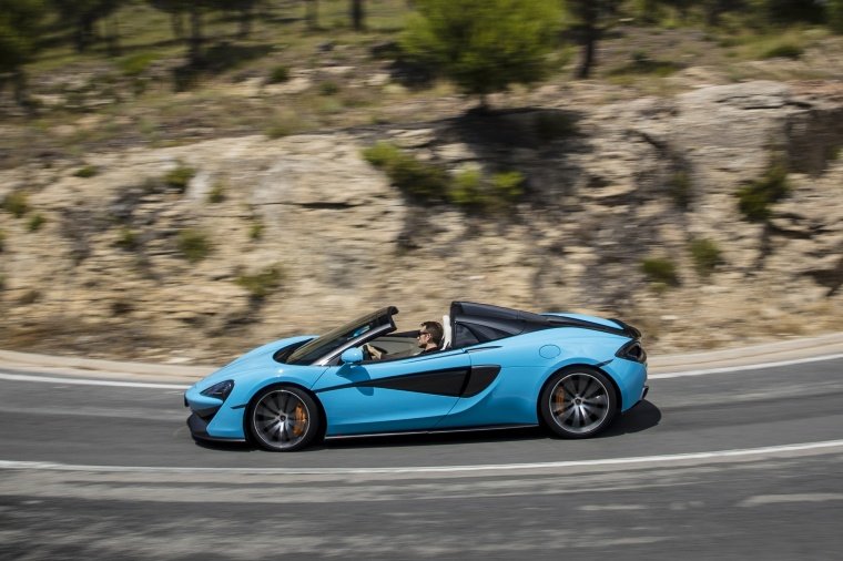 2018 McLaren 570S Spider Picture