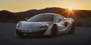 2018 McLaren 570 Pictures