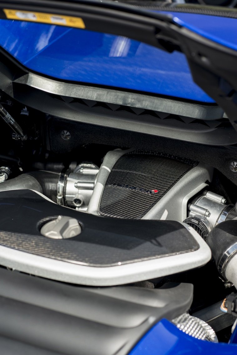2015 McLaren 650S Spider 3.8-liter V8 twin-turbo Engine Picture
