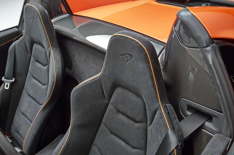 2016 McLaren 650S Spider Front Seats Picture